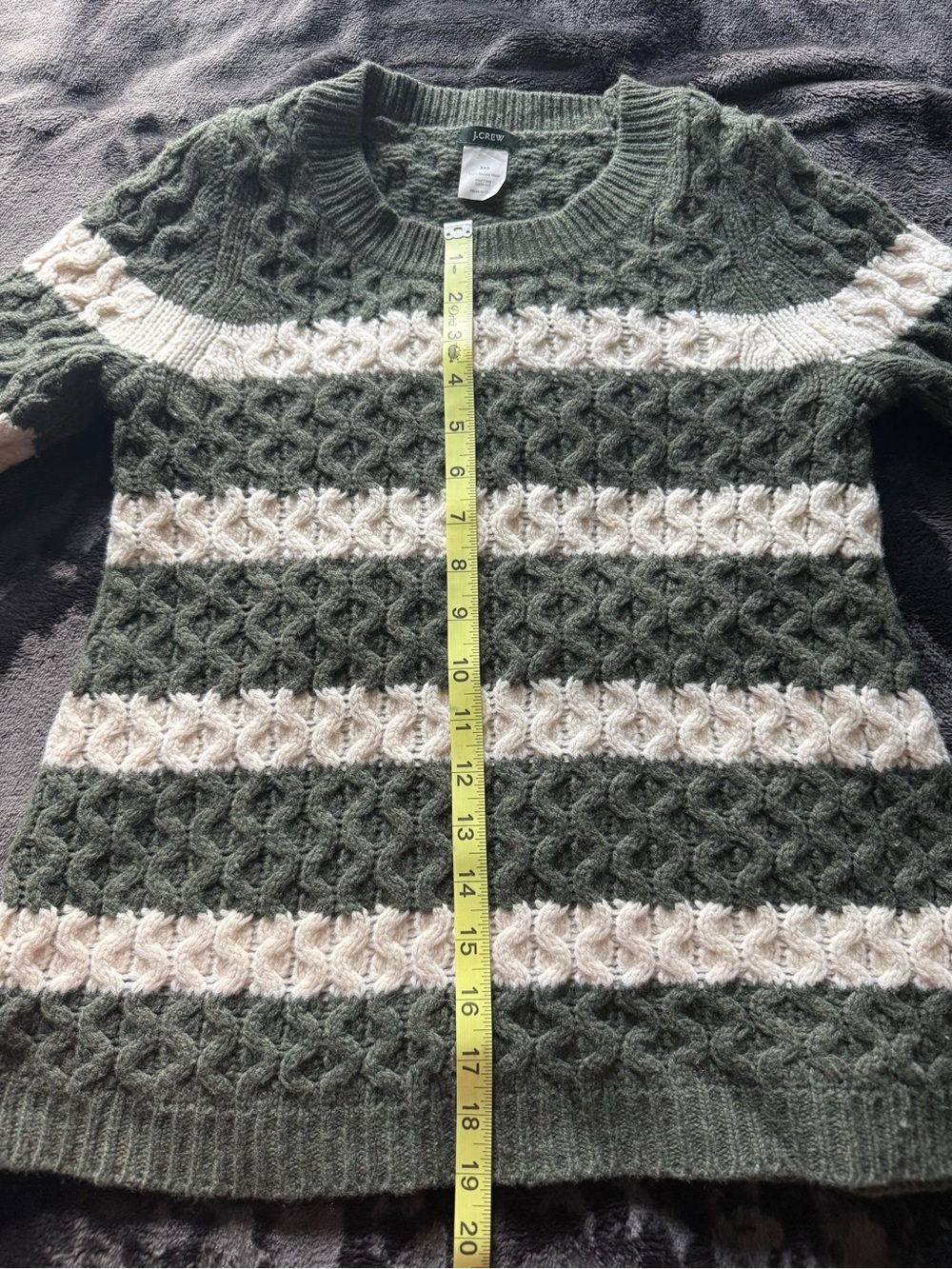 J. Crew Olive Green & Cream Cable Knit Crewneck Sweater 100% merino wool - Picture 5 of 6
